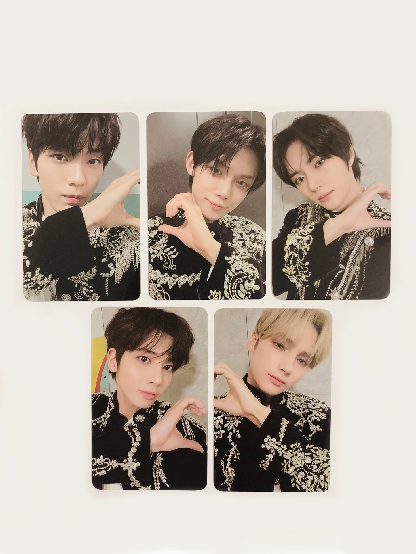 Minisode 3: Tomorrow M2U Official Luckydraw Photocards