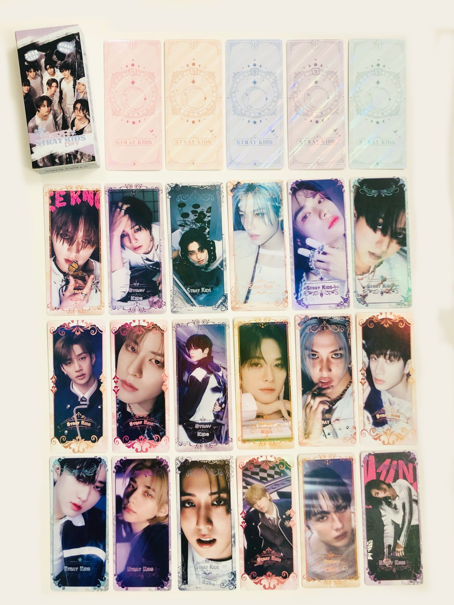 Stray Kids Holographic double sided bookmarks/ticket Set (40 pcs)