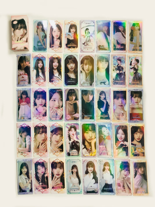 Wonyoung Holographic double sided bookmarks/ticket Set (40 pcs)