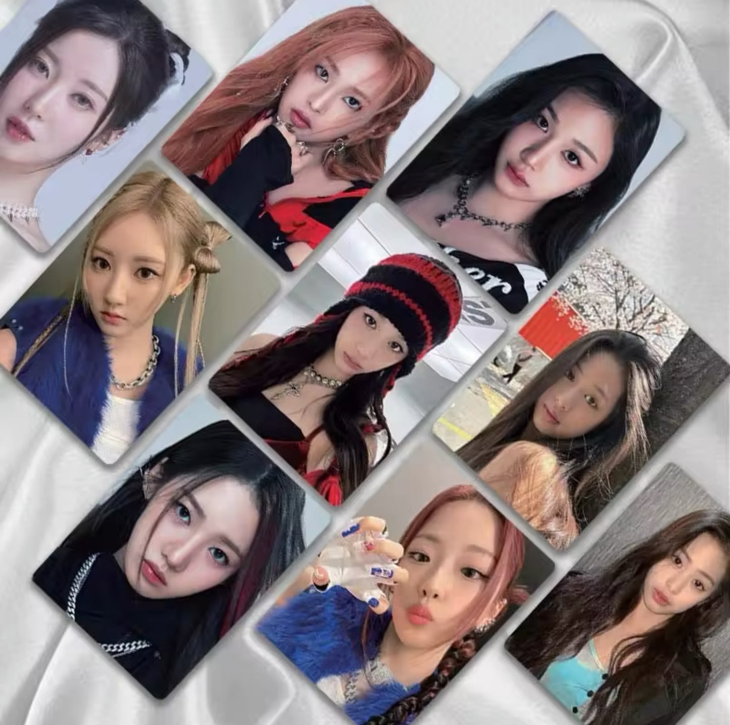 BabyMonster Rainbow Holographic Photocards (50 pcs)